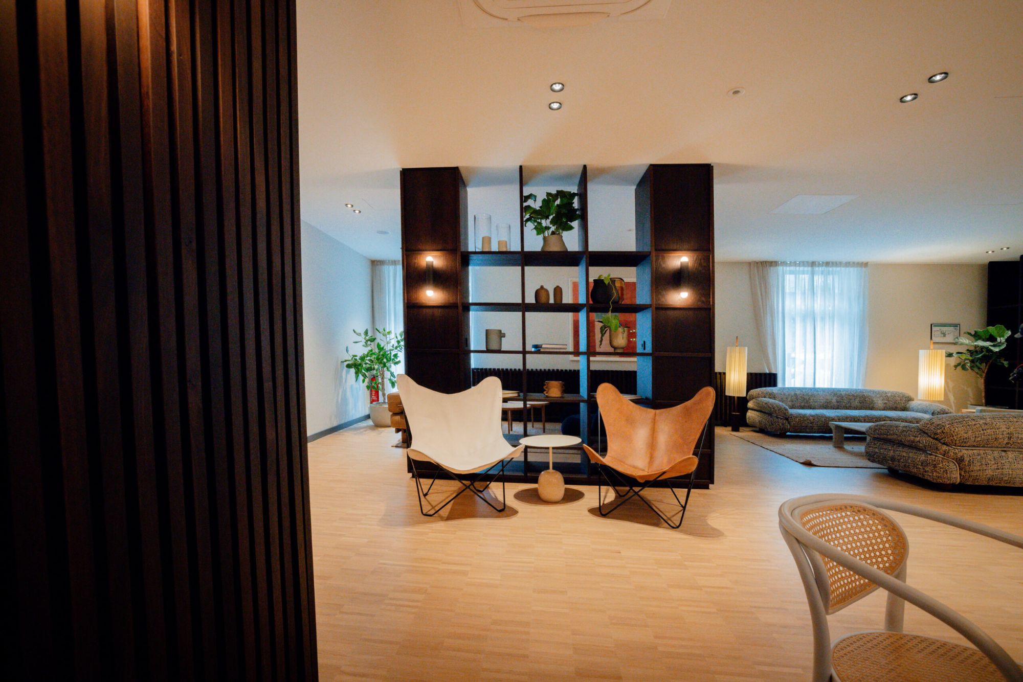 Bob W München Schwabing: möbliertes Apartment | BelForm: Konzeption, Planung, Realisierung, Digitalisierungsberatung