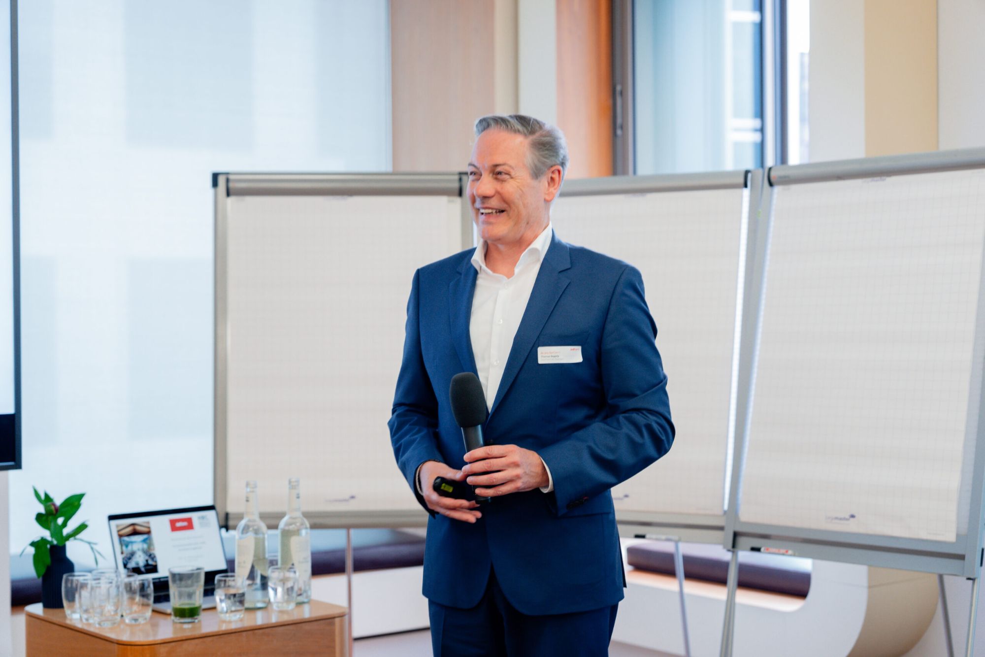 Zu sehen ist Prof. Dr. Thomas Beyerle.